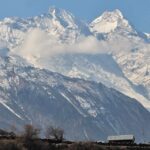 Manaslu Circuit vs Tsum Valley Trek